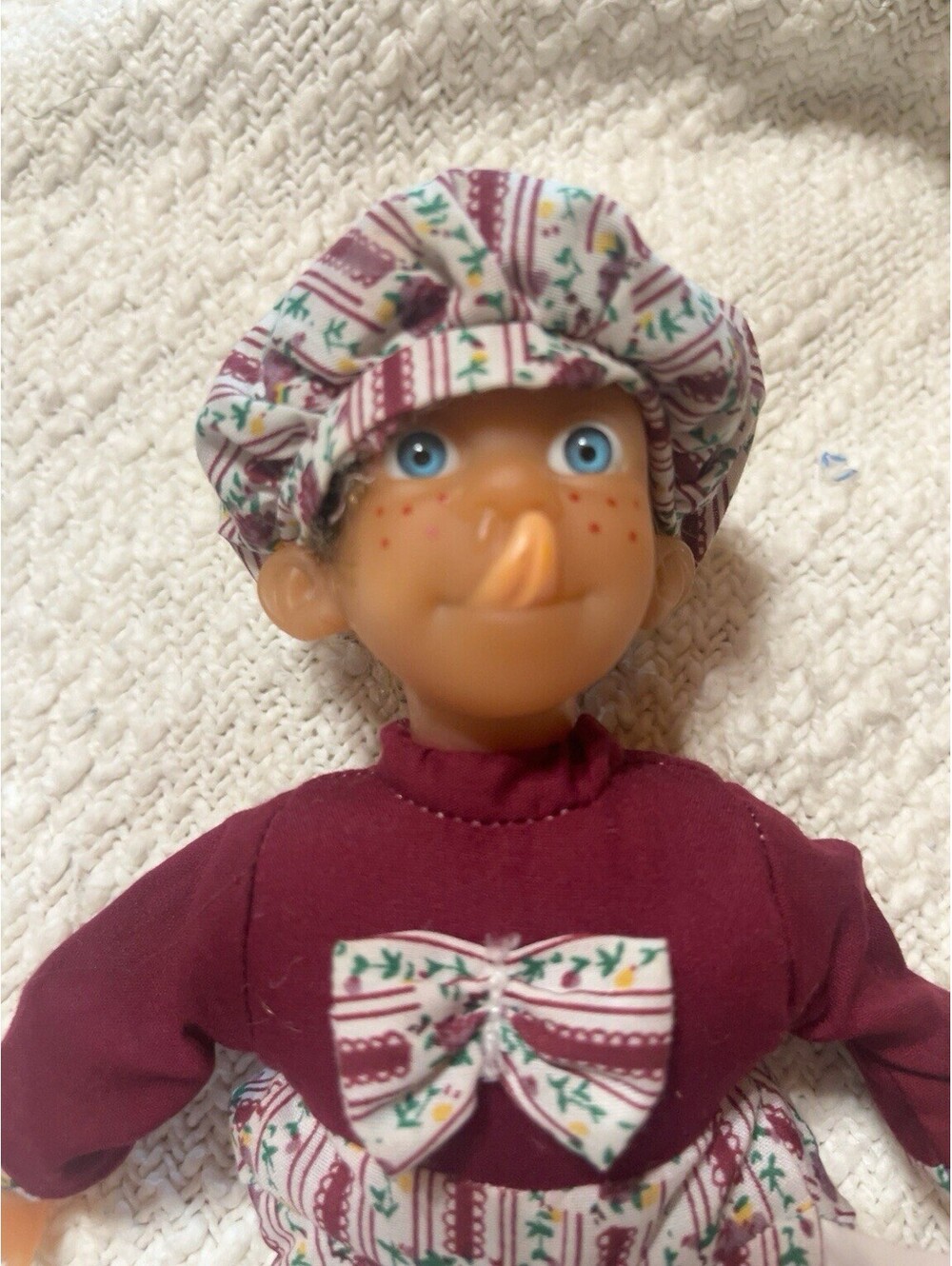 Vintage 1970s Toy-O-Rama Expressions Face Bean Bag Doll Floral Bonnet Tag